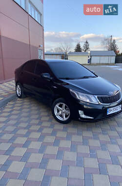 Седан Kia Rio 2012 в Гайсине