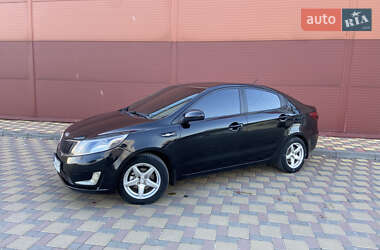 Седан Kia Rio 2012 в Гайсине