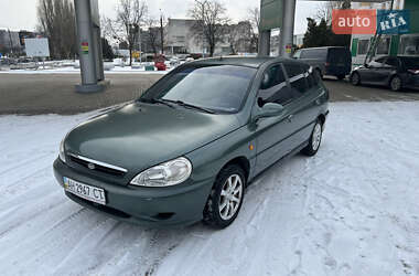 Универсал Kia Rio 2002 в Черкассах