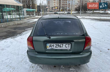 Универсал Kia Rio 2002 в Черкассах