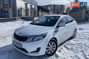 Седан Kia Rio 2014 в Києві