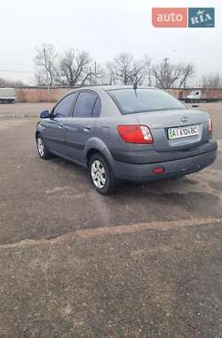 Седан Kia Rio 2007 в Киеве