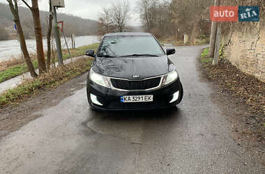 Седан Kia Rio 2013 в Львове