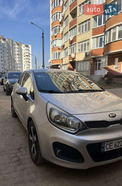 Хэтчбек Kia Rio 2013 в Черновцах