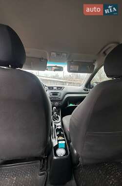 Седан Kia Rio 2013 в Полтаві