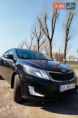 Седан Kia Rio 2013 в Харкові