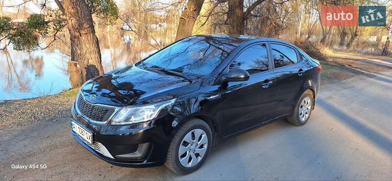 Седан Kia Rio 2012 в Городище