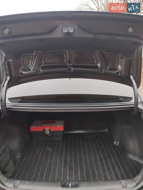 Седан Kia Rio 2013 в Киеве
