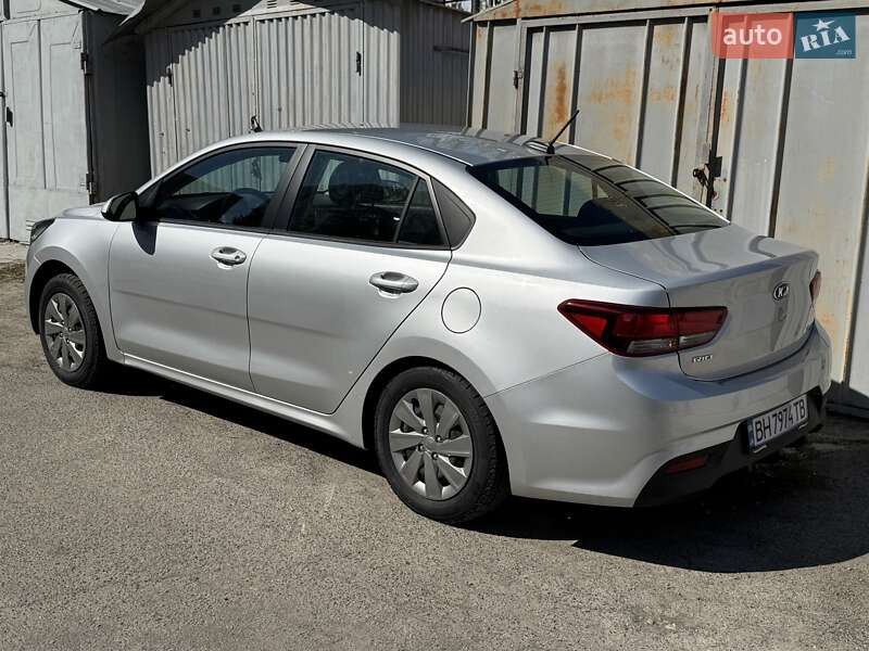 Седан Kia Rio 2019 в Киеве фото 9 Седан Kia Rio 2019 в Киеве