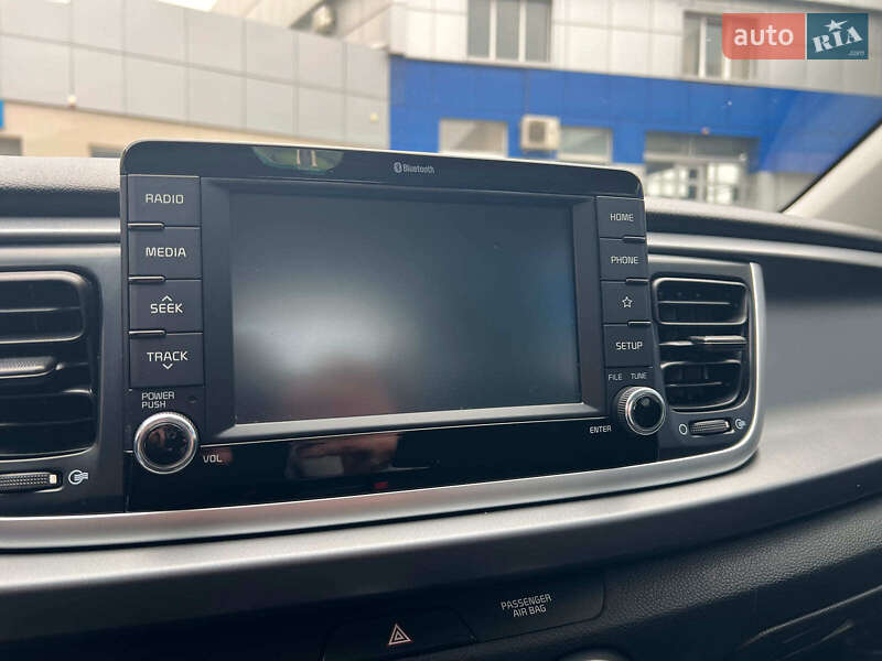 Седан Kia Rio 2018 в Одесі