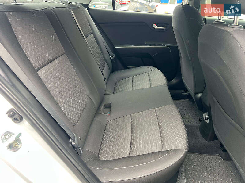 Седан Kia Rio 2018 в Одесі