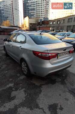 Седан Kia Rio 2012 в Киеве