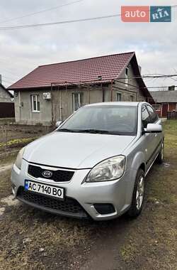 Седан Kia Rio 2011 в 