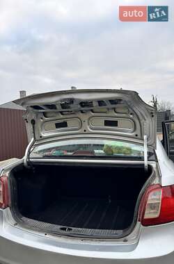 Седан Kia Rio 2011 в 