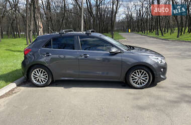 Хетчбек Kia Rio 2018 в 