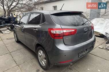 Хэтчбек Kia Rio 2012 в 