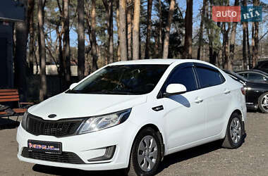 Седан Kia Rio 2012 в 