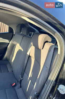 Хэтчбек Kia Rio 2013 в 