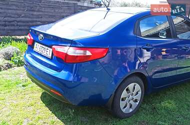 Седан Kia Rio 2013 в 