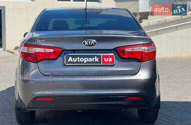 Седан Kia Rio 2013 в 