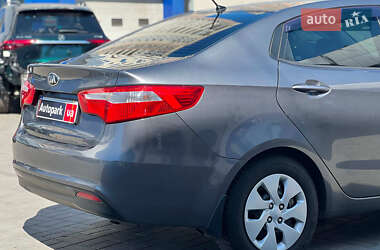 Седан Kia Rio 2013 в 