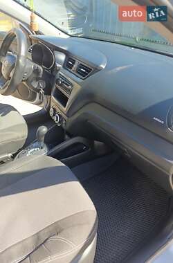 Седан Kia Rio 2012 в 