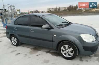 Седан Kia Rio 2006 в 