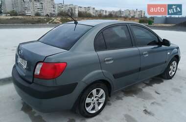 Седан Kia Rio 2006 в 