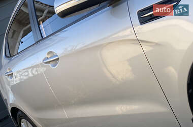 Седан Kia Rio 2014 в 