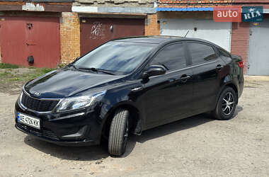 Седан Kia Rio 2013 в 