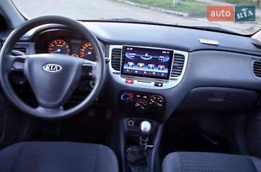 Седан Kia Rio 2007 в 