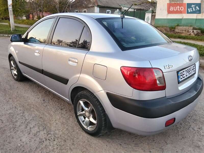 Седан Kia Rio 2007 в 