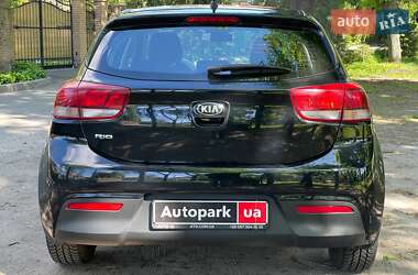 Хетчбек Kia Rio 2018 в 
