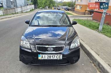 Седан Kia Rio 2010 в 