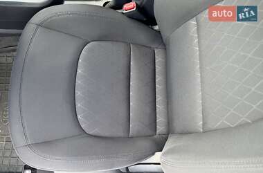 Хэтчбек Kia Rio 2016 в 
