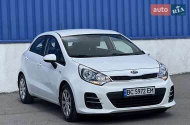 Хэтчбек Kia Rio 2016 в 
