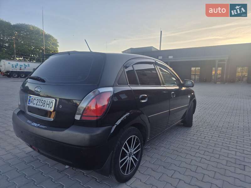 Хэтчбек Kia Rio 2007 в Днепре
