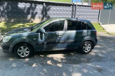 Хетчбек Kia Rio 2008 в 