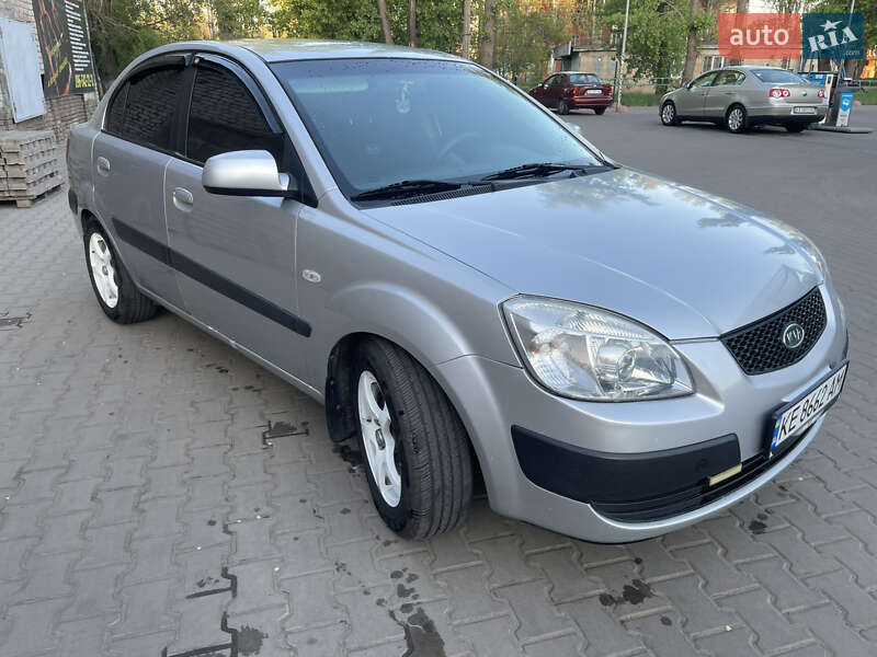 Седан Kia Rio 2007 в 