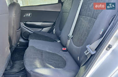 Хэтчбек Kia Rio 2012 в 