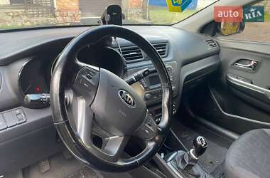 Седан Kia Rio 2013 в 