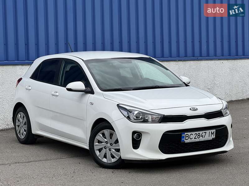 Хетчбек Kia Rio 2017 в Львові