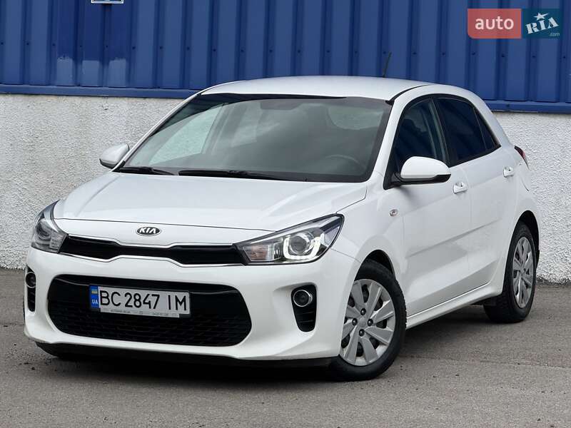 Хетчбек Kia Rio 2017 в Львові