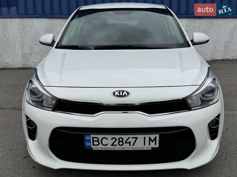 Хетчбек Kia Rio 2017 в Львові