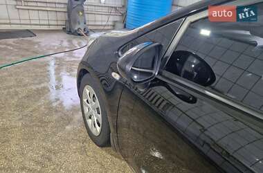 Седан Kia Rio 2017 в 