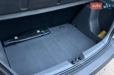 Хетчбек Kia Rio 2006 в 