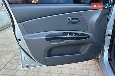 Седан Kia Rio 2011 в 