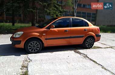 Седан Kia Rio 2007 в Запоріжжі