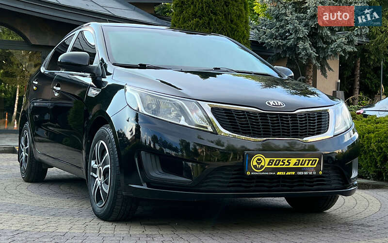 Седан Kia Rio 2013 в 