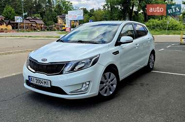 Хэтчбек Kia Rio 2012 в Киеве